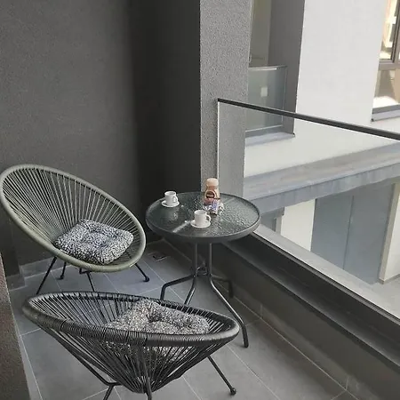 Apartment Dedic, Bulevar